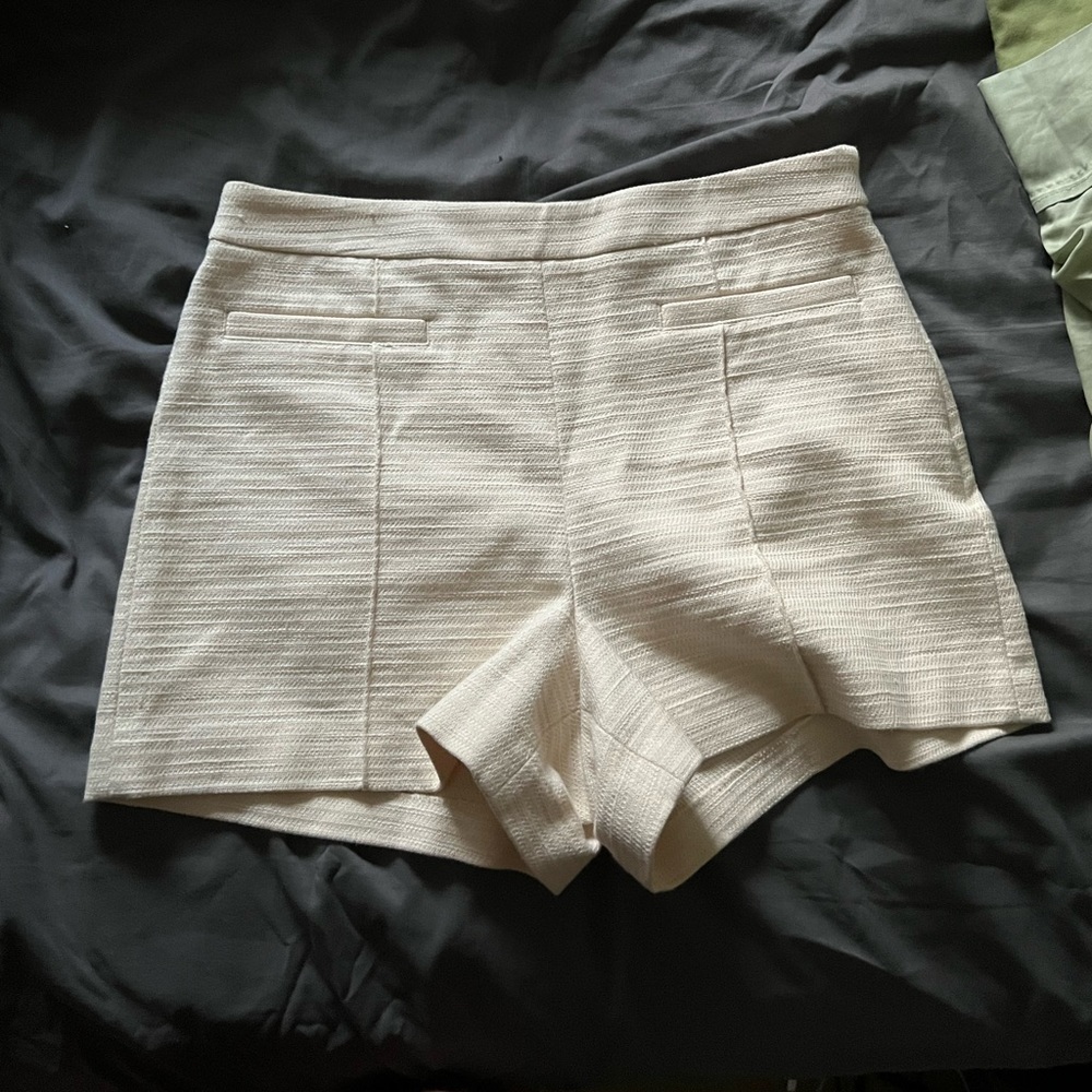 Ann taylor cream knit shorts